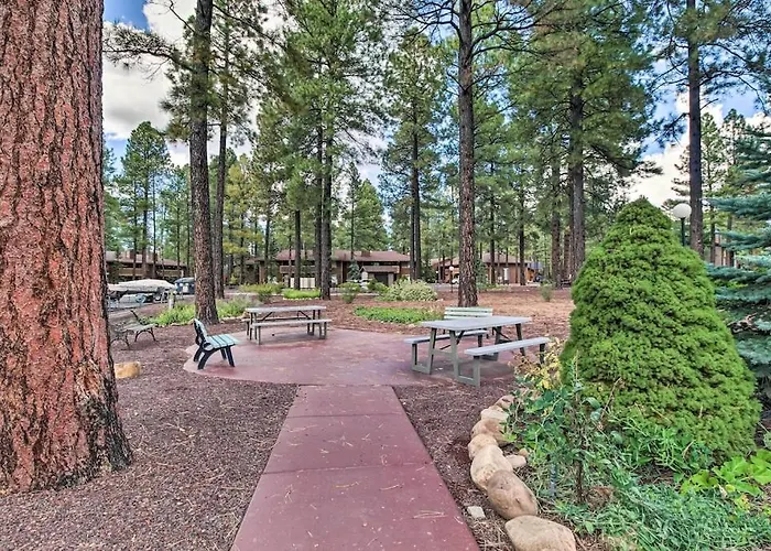 Apartment Convenient Pinetop Apt, 1-2 Mi To Golfing!