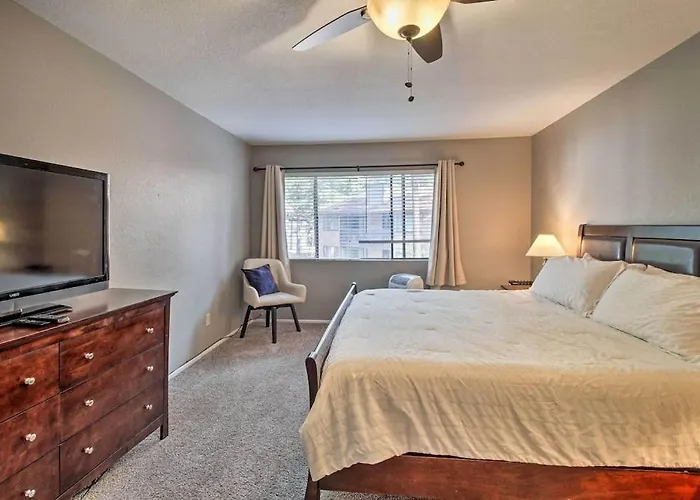 Convenient Pinetop Apt, 1-2 Mi To Golfing! Apartment *