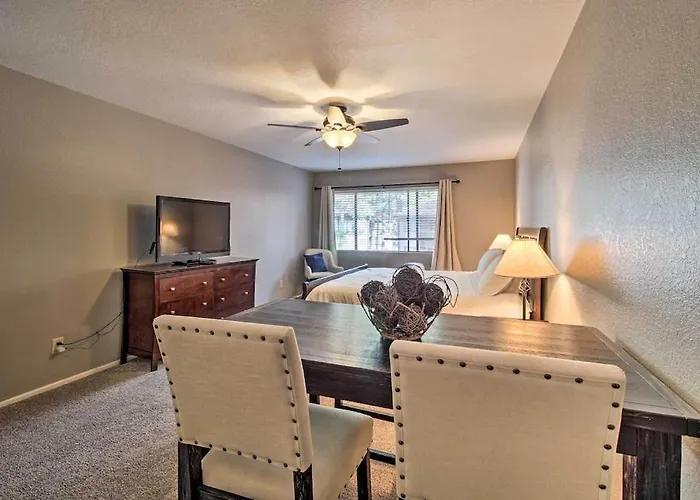 Apartment Convenient Pinetop Apt, 1-2 Mi To Golfing!
